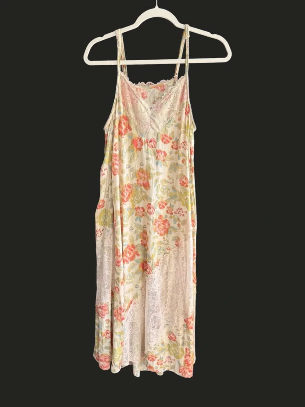 FREE PEOPLE‎ First Date Slip Dress Floral Lace Satin Cream S
